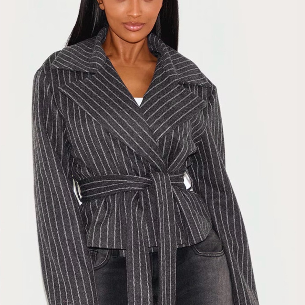 NWT Pretty Little Things Gray Wool Look Pinstripe Women's Jacket